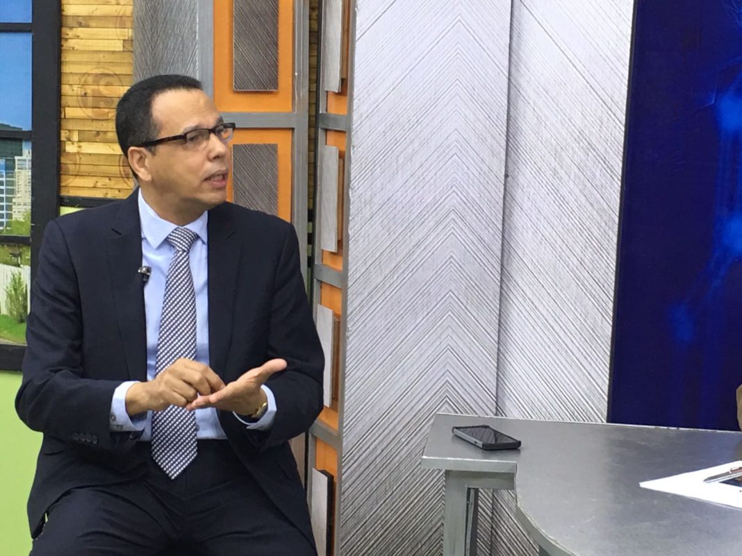 Director de Promese/CAL encontró mucho déficit y 300 farmacias estarán interconectadas