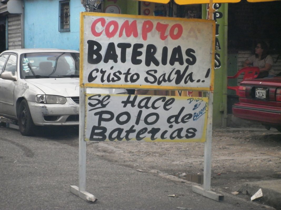 Aumenta el robo de baterías y los negocios que la compran en SDE
